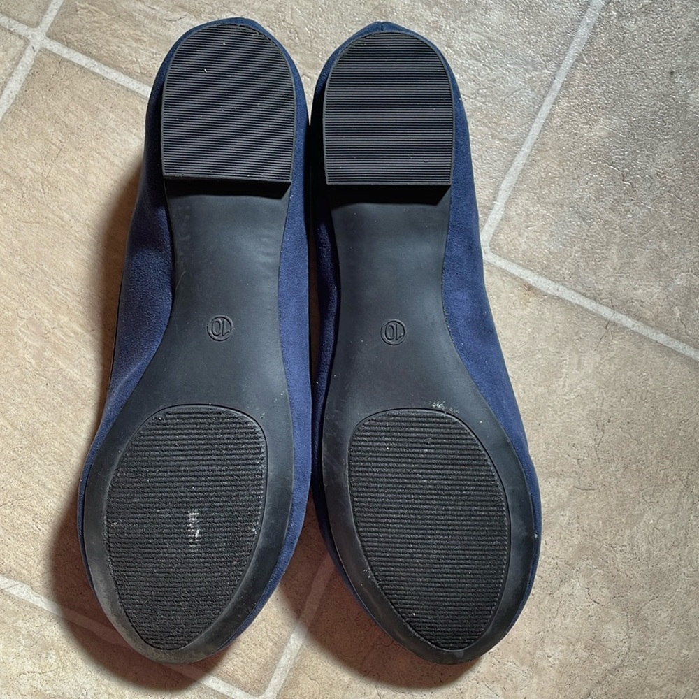 Navy Blue Women's Flats by G.H. Bass & Co. - Picture 3 of 3